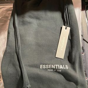 FOG essentials black relaxed fit shorts